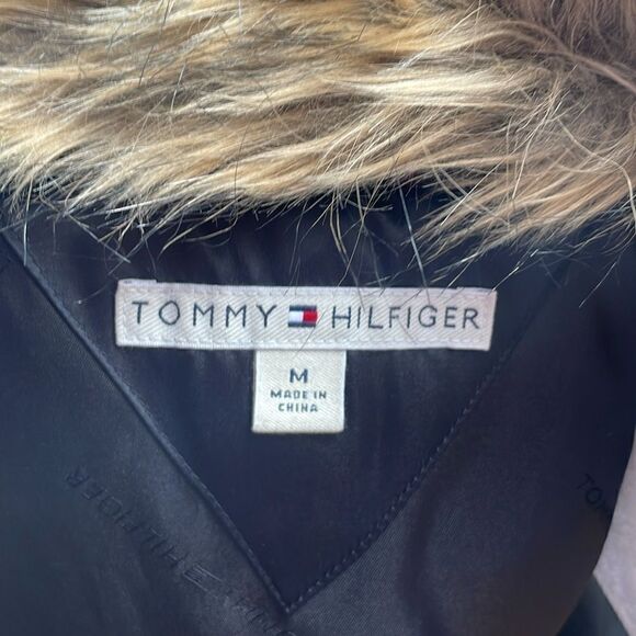 Tommy Hilfiger Vest with fur - Picture 9 of 16